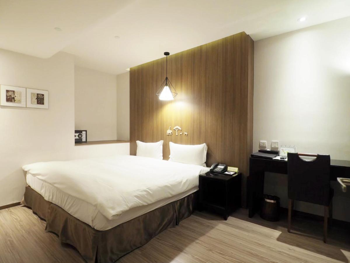 Stay Hotel - Taichung Yizhong Ngoại thất bức ảnh