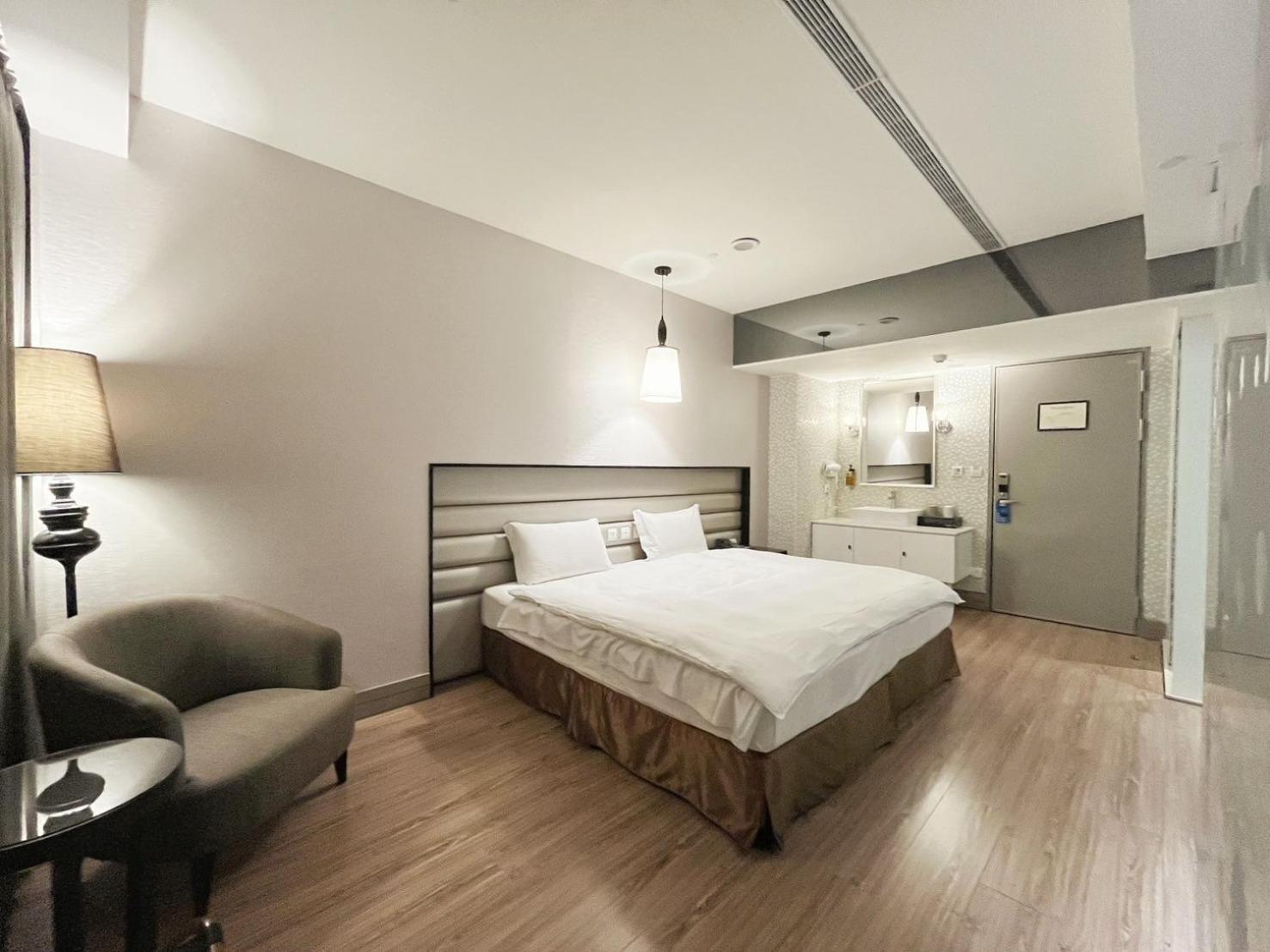 Stay Hotel - Taichung Yizhong Ngoại thất bức ảnh