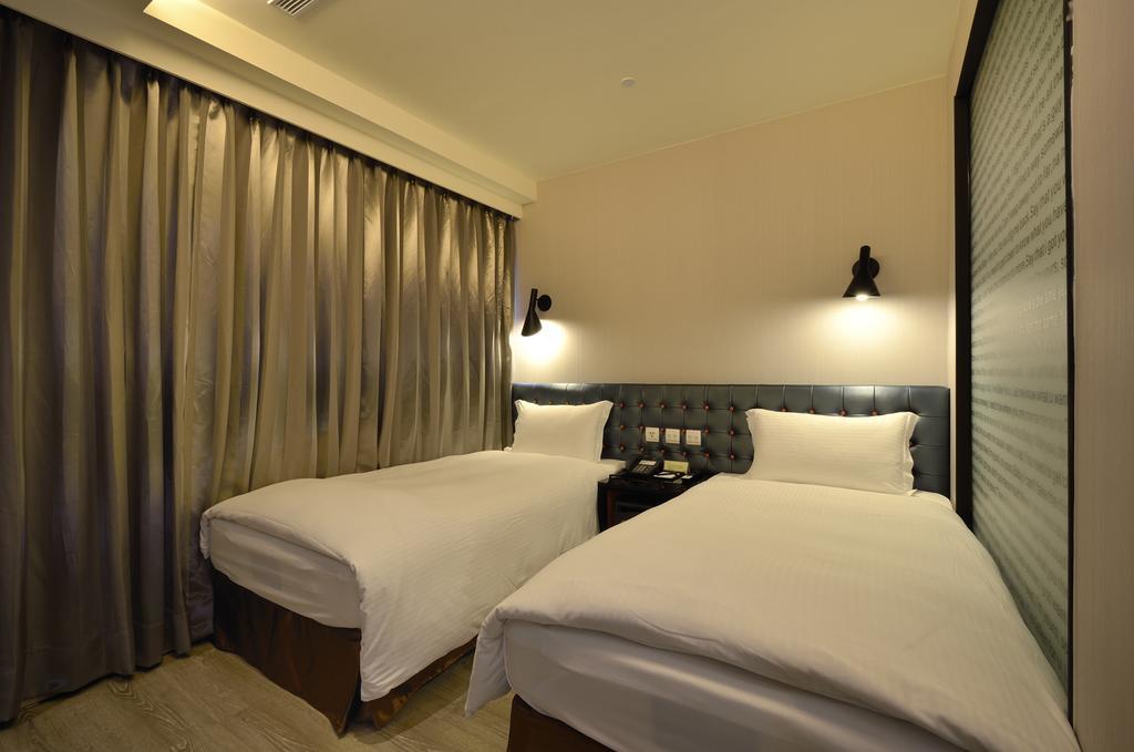 Stay Hotel - Taichung Yizhong Ngoại thất bức ảnh