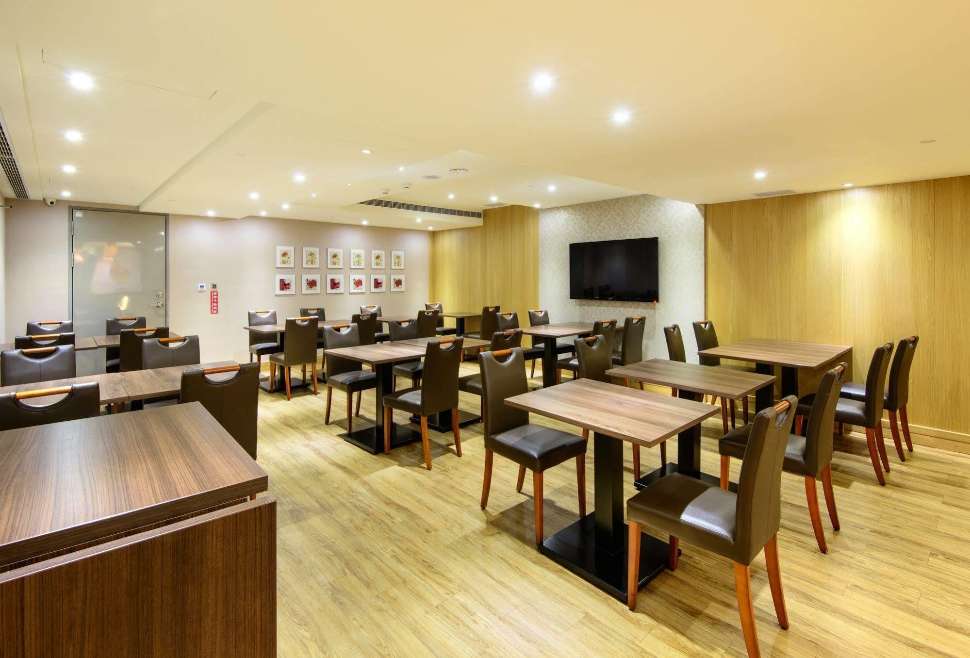 Stay Hotel - Taichung Yizhong Ngoại thất bức ảnh