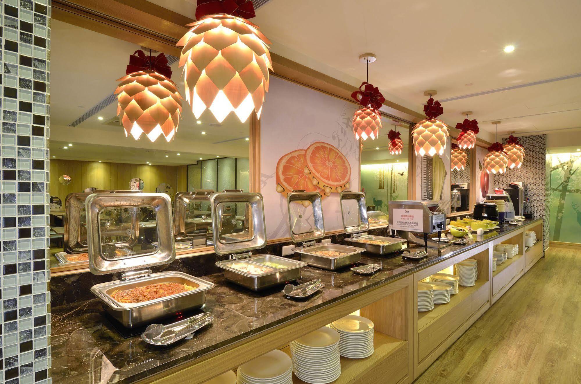 Stay Hotel - Taichung Yizhong Ngoại thất bức ảnh